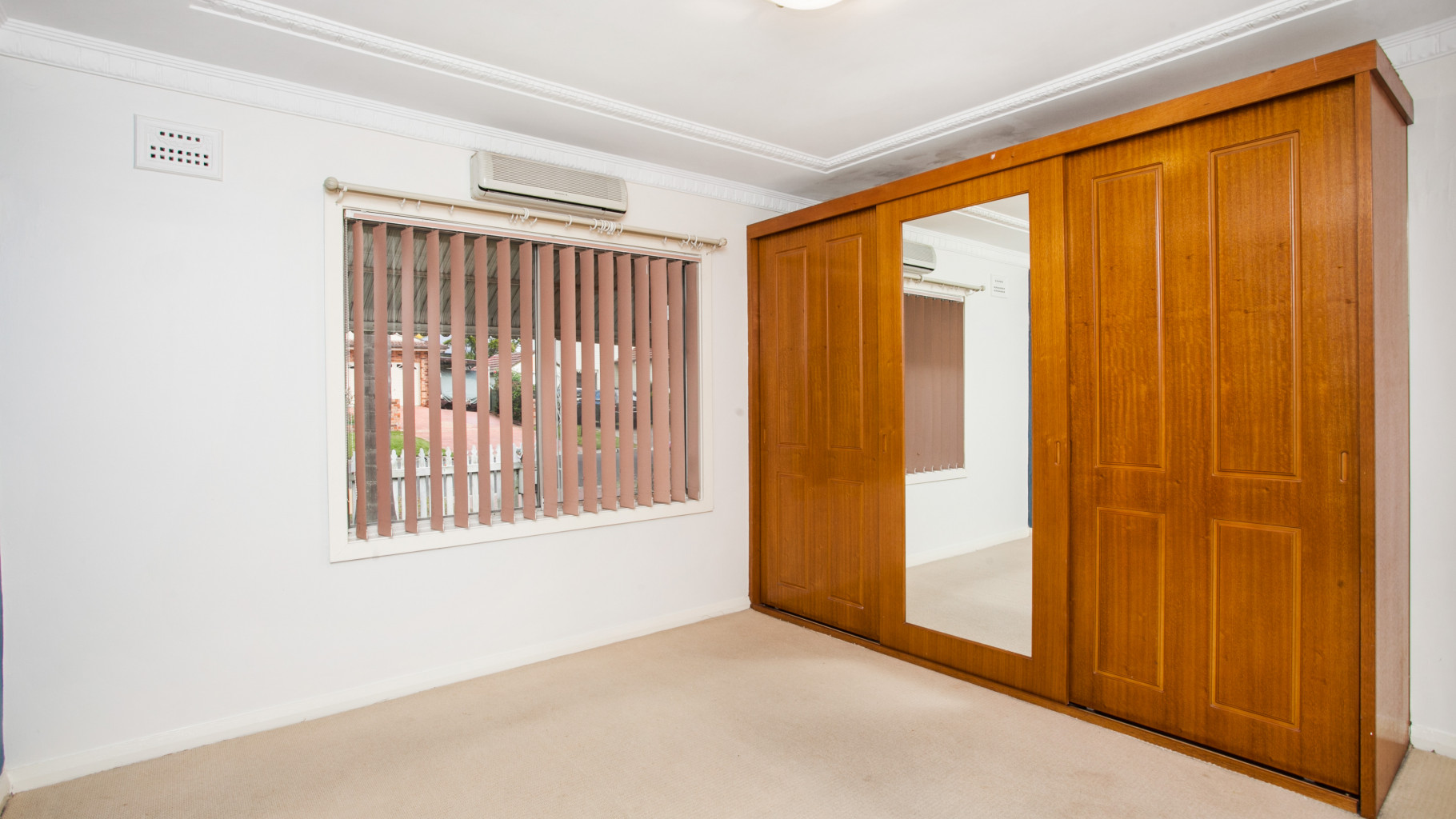 8 Davey Street, Jannali - Thumbnail 3