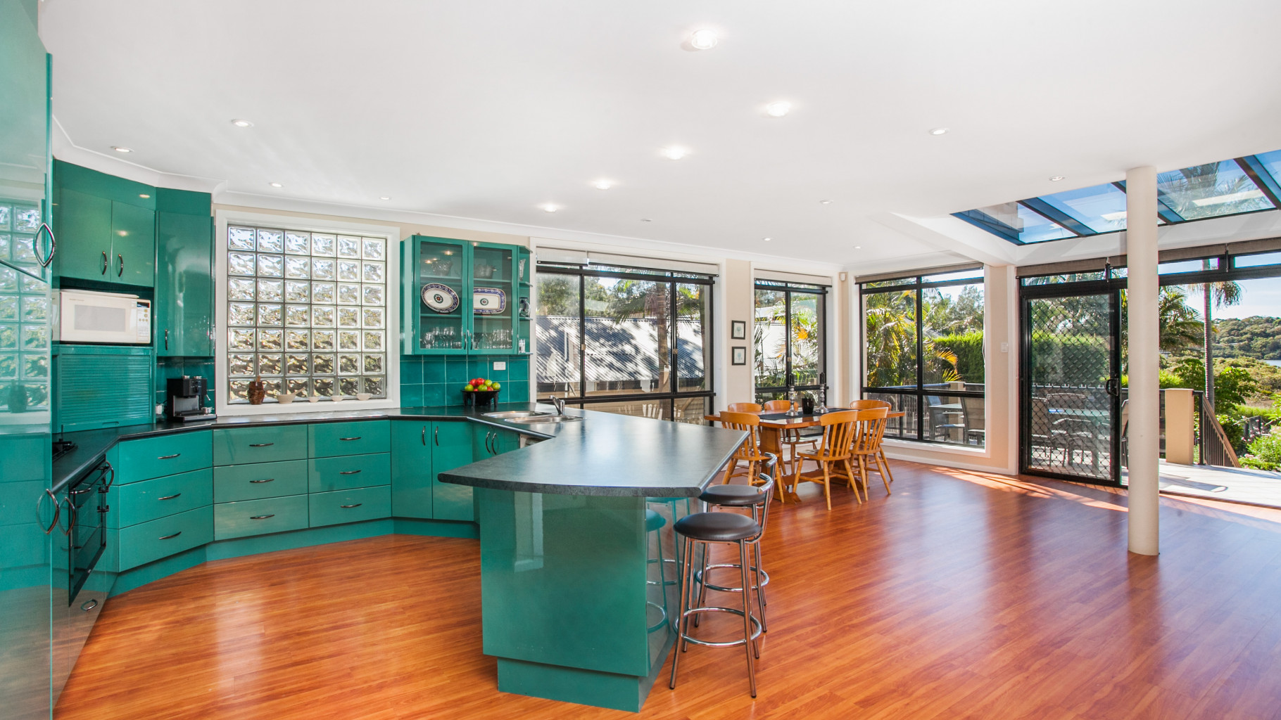 30 Como Road, Oyster Bay - Thumbnail 3