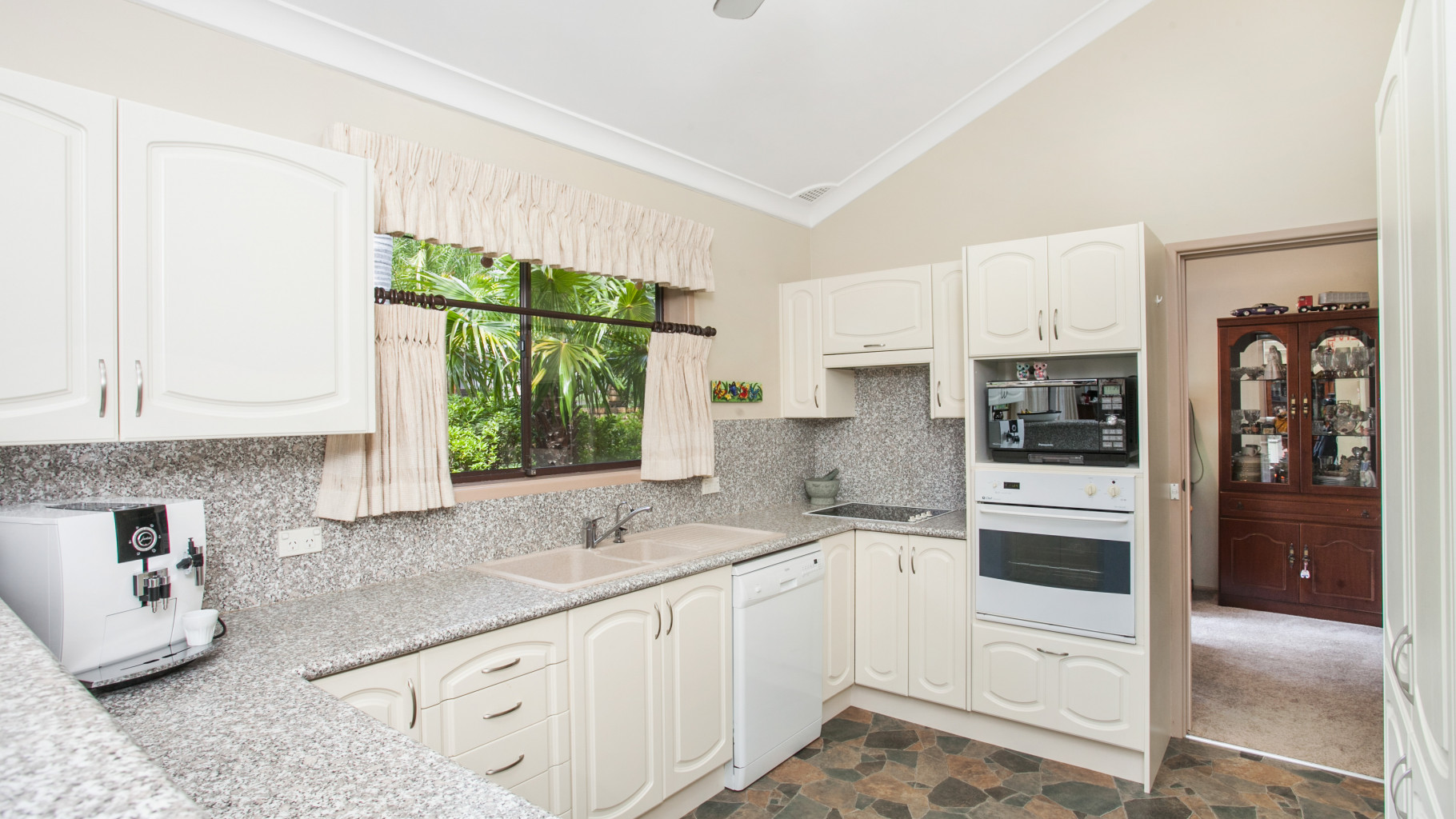 31 Croston Road, Engadine - Thumbnail 4