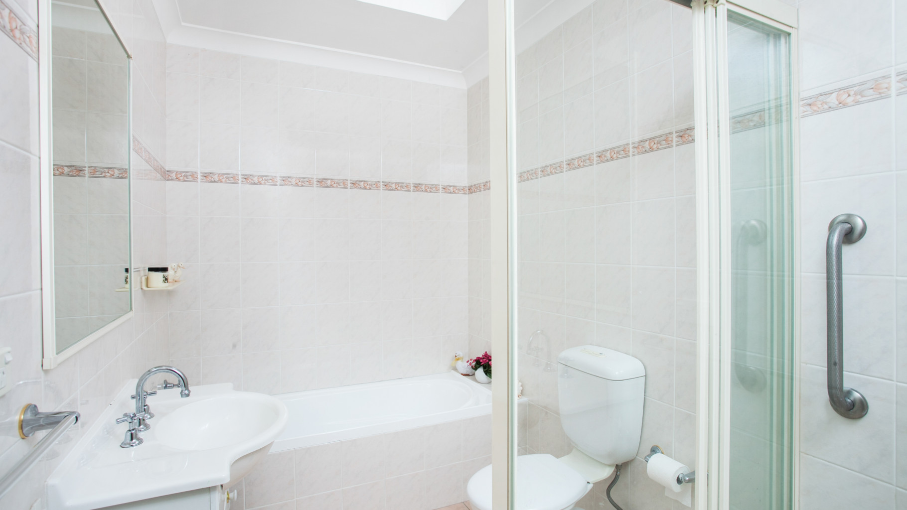 6/19-21 Wingello  Road, Miranda - Thumbnail 5