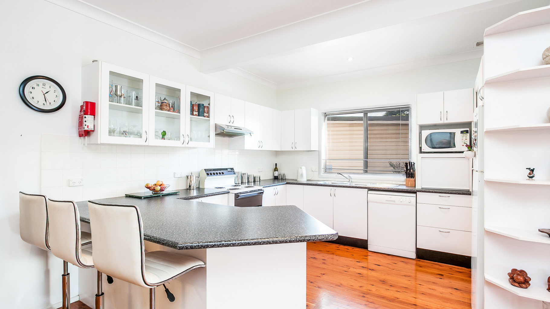 245 Loftus  Avenue, Loftus - Thumbnail 3