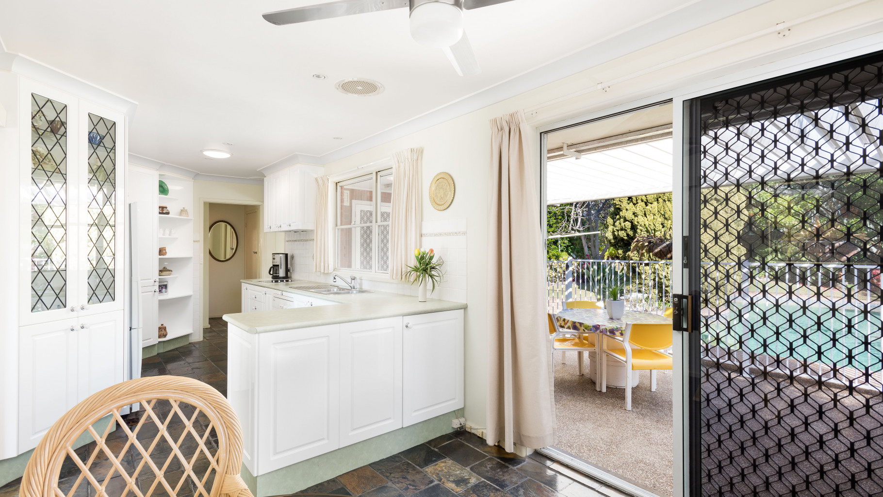 5 Peebles  Avenue, Kirrawee - Thumbnail 4