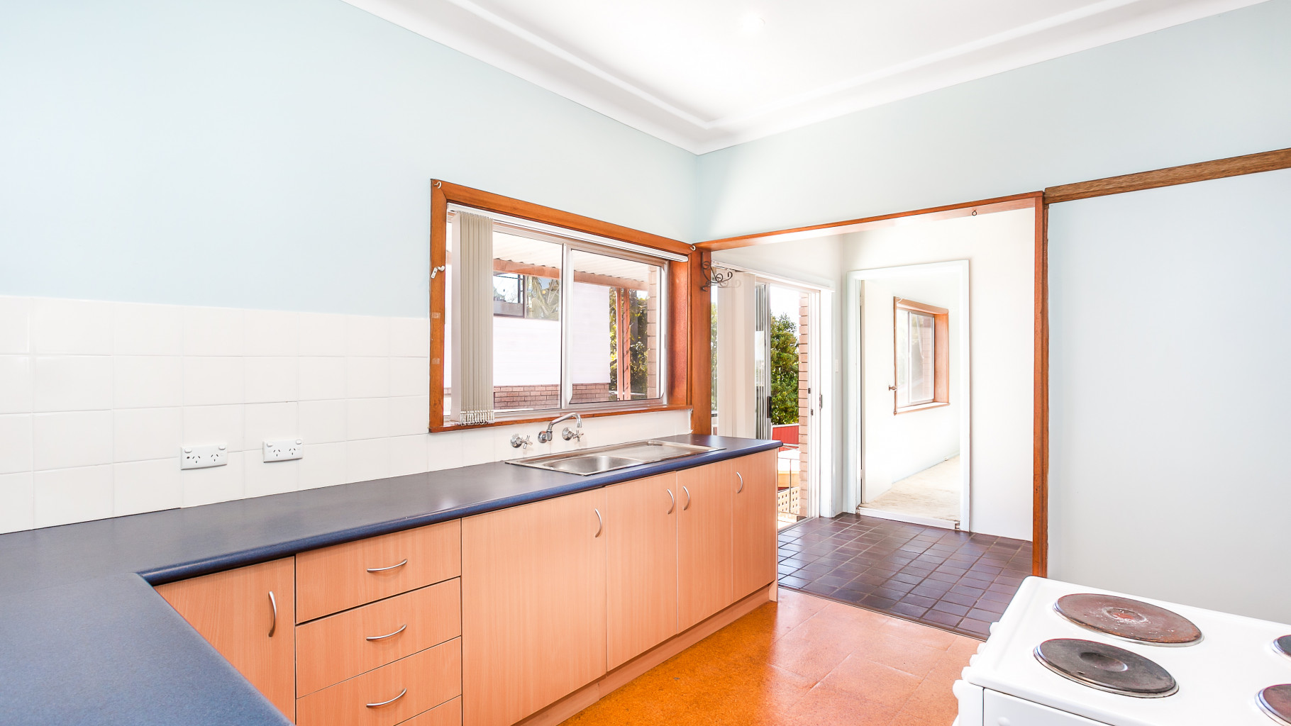 12 Rossford  Avenue, Jannali - Thumbnail 4