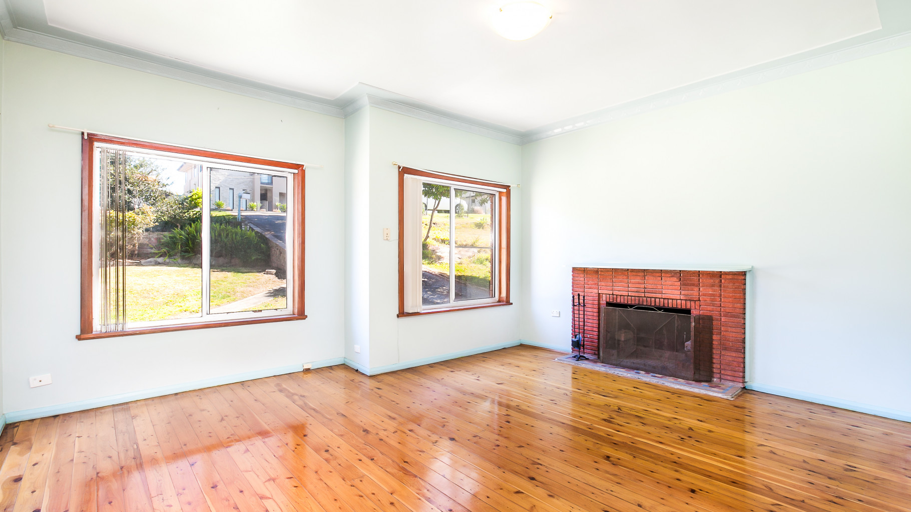 12 Rossford  Avenue, Jannali - Thumbnail 2