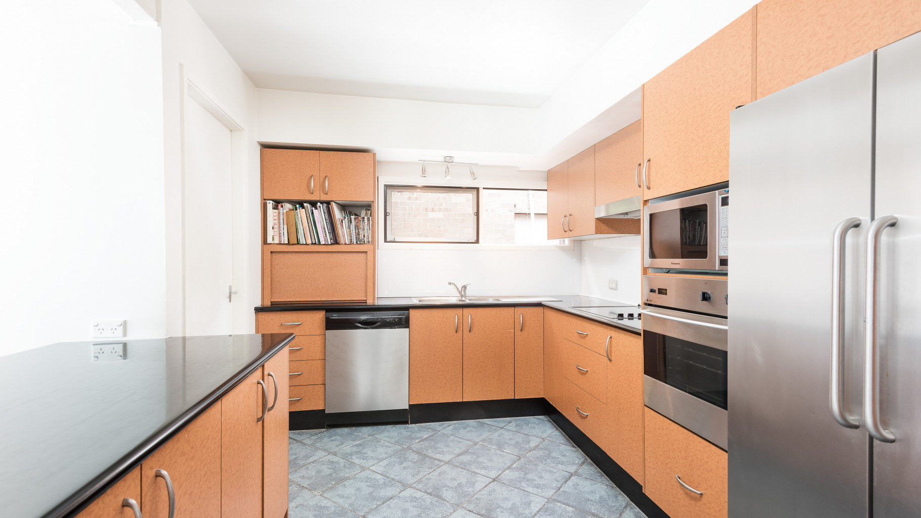 10/113-115 Caravan Head Road, Oyster Bay - Thumbnail 4