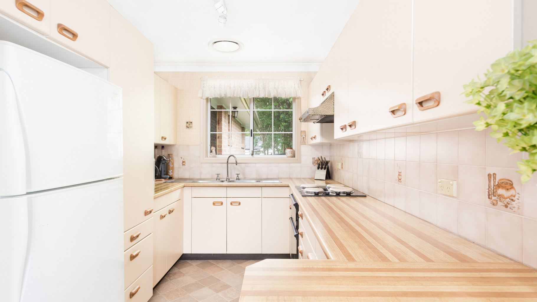 6/7-11 Clio Street, Sutherland - Thumbnail 3