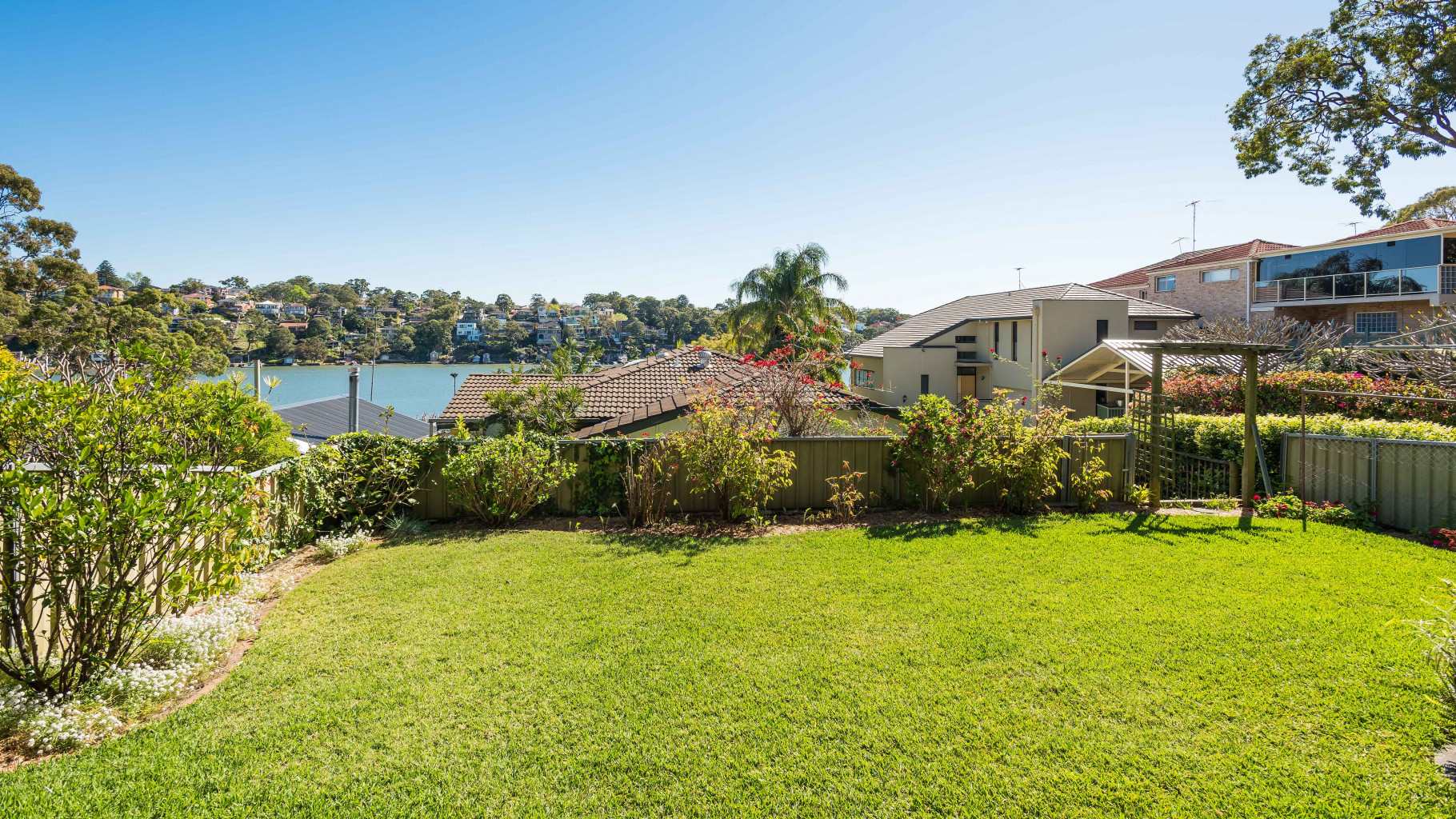 27 Juvenis Avenue, Oyster Bay 2225 Sale Sanders Property Agents