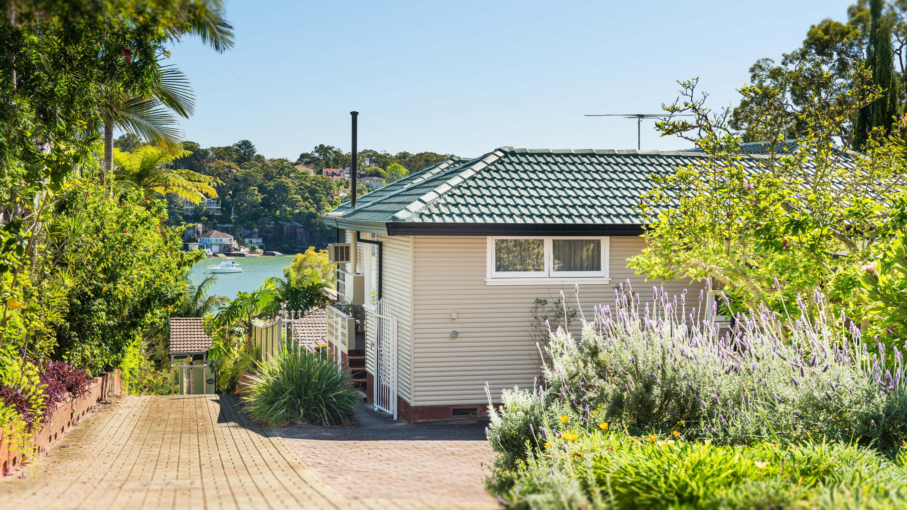 27 Juvenis Avenue, Oyster Bay - Thumbnail 2