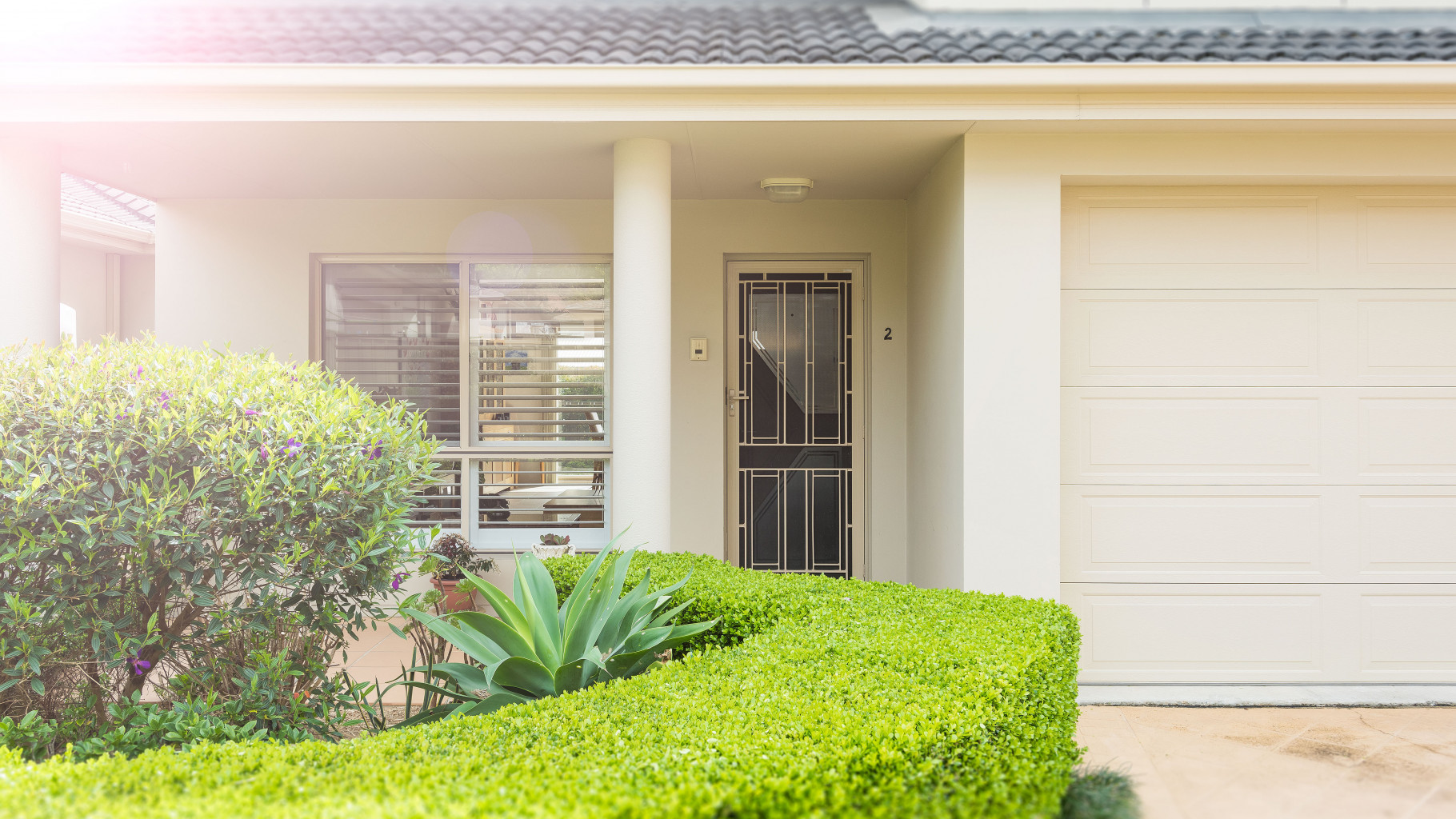2/97 Gannons  Road, Caringbah - Thumbnail 2