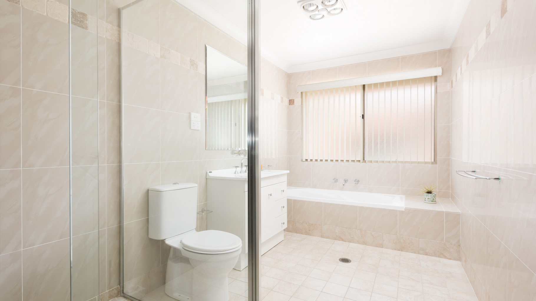 2/97 Gannons  Road, Caringbah - Thumbnail 5