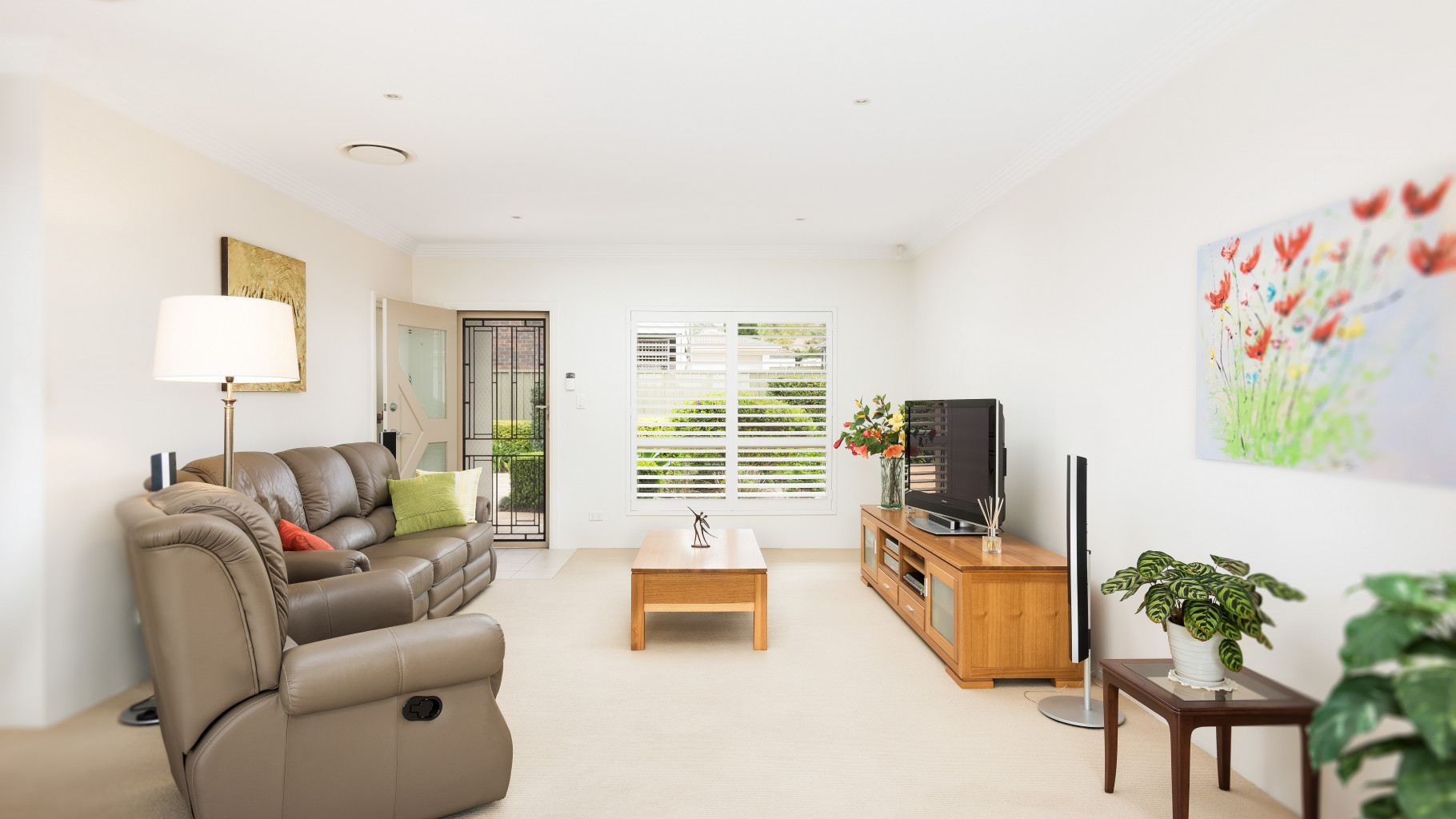 2/97 Gannons  Road, Caringbah - Thumbnail 3
