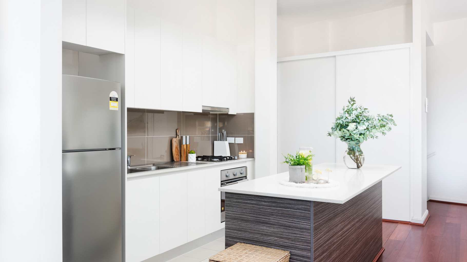 401/53 Merton Street, Sutherland - Thumbnail 4
