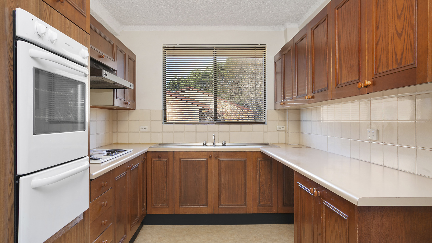 16/60 Auburn Street, Sutherland - Thumbnail 2