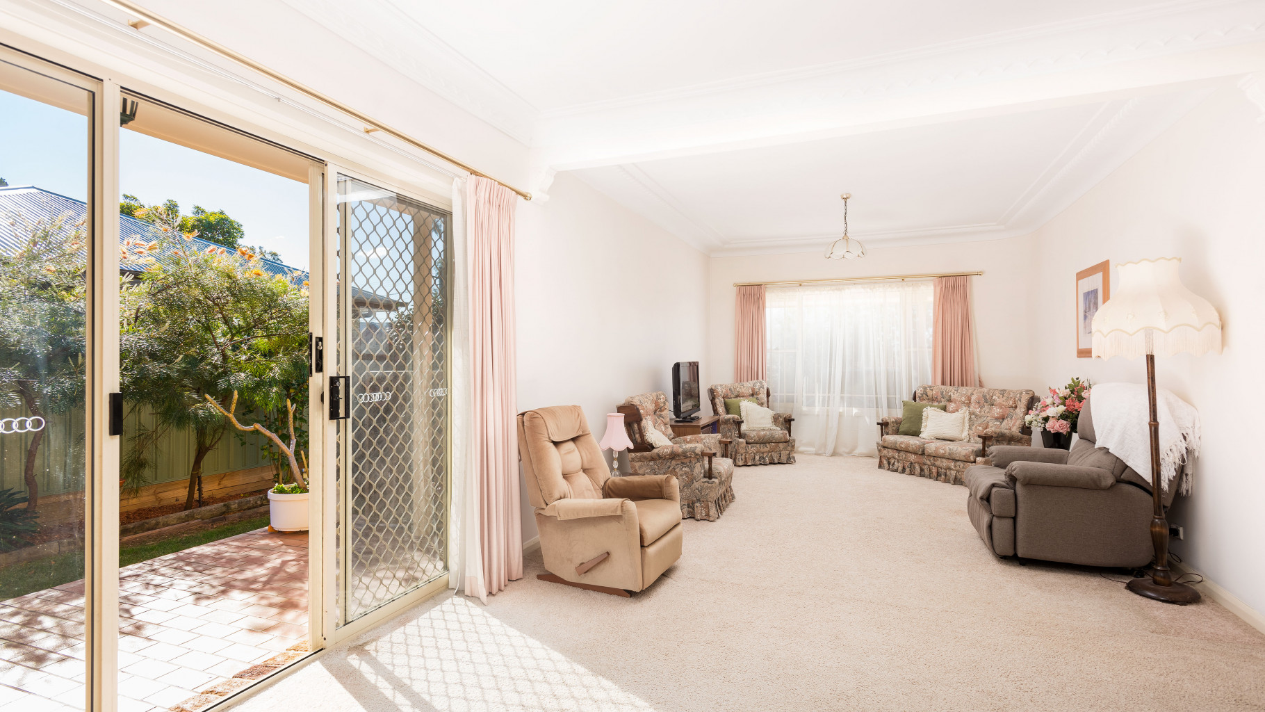 123 Wattle Road, Jannali - Thumbnail 2