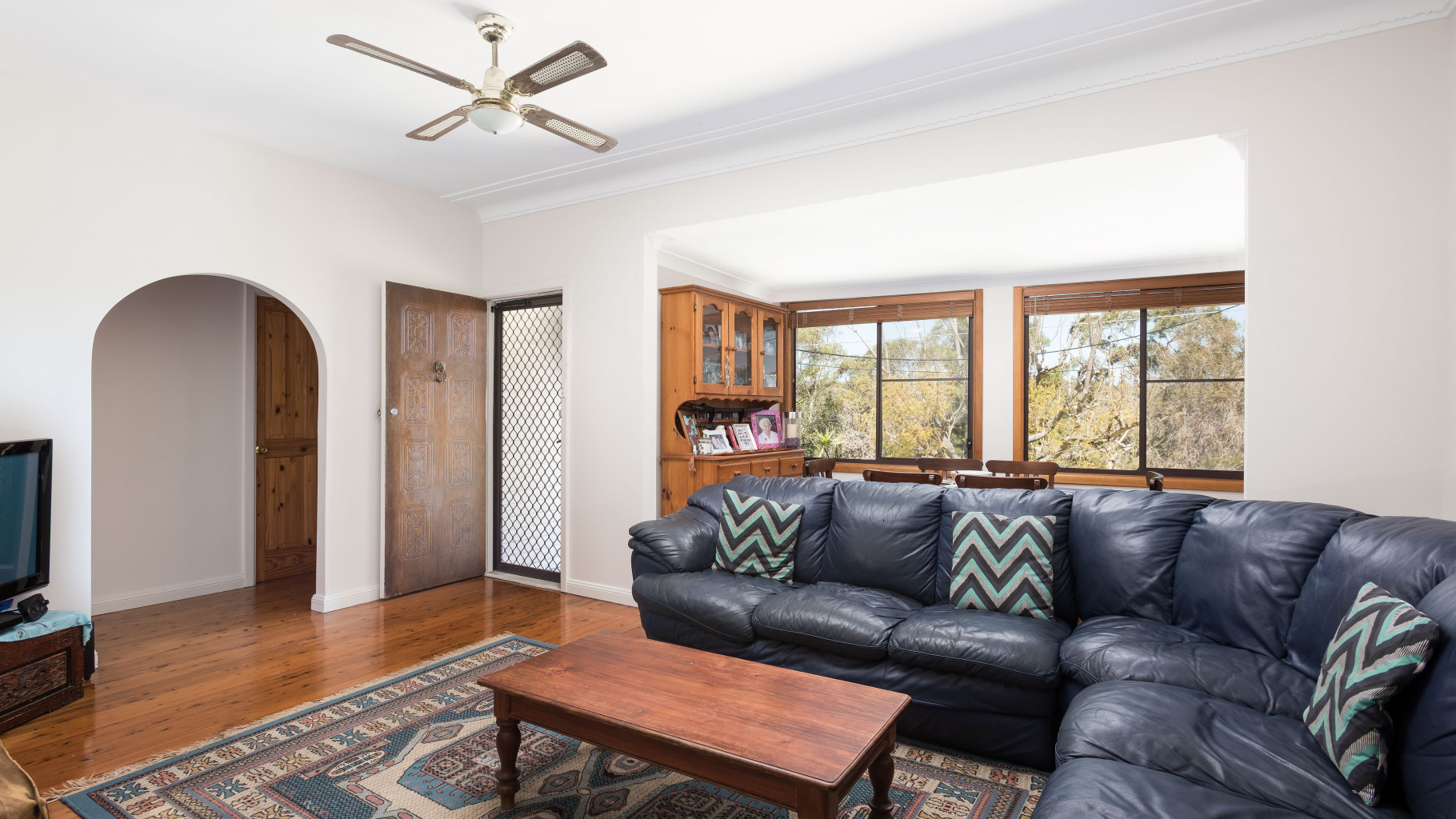 53 Eighth  Avenue, Loftus - Thumbnail 2