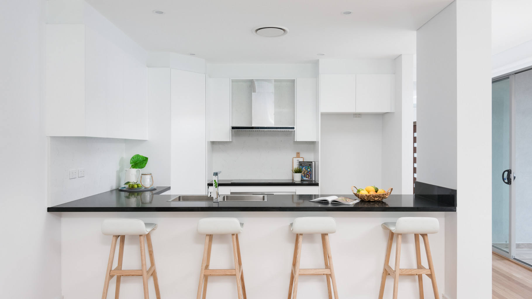 16 Mitchell Avenue, Jannali - Thumbnail 2