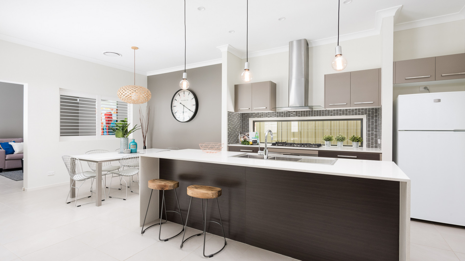 42 Glencoe Street, Sutherland - Thumbnail 2