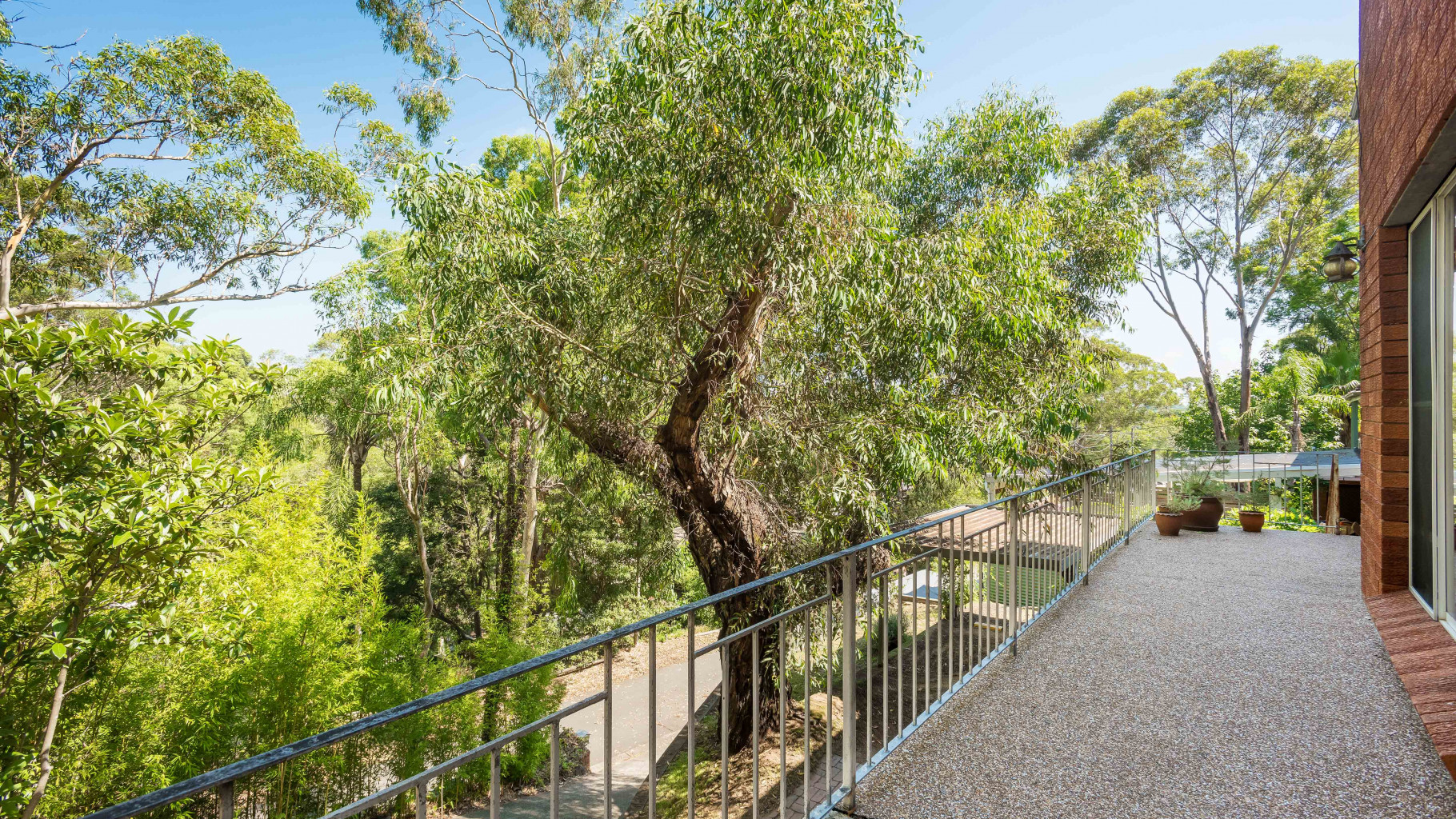 16 Ulladulla  Place, Kareela - Thumbnail 2
