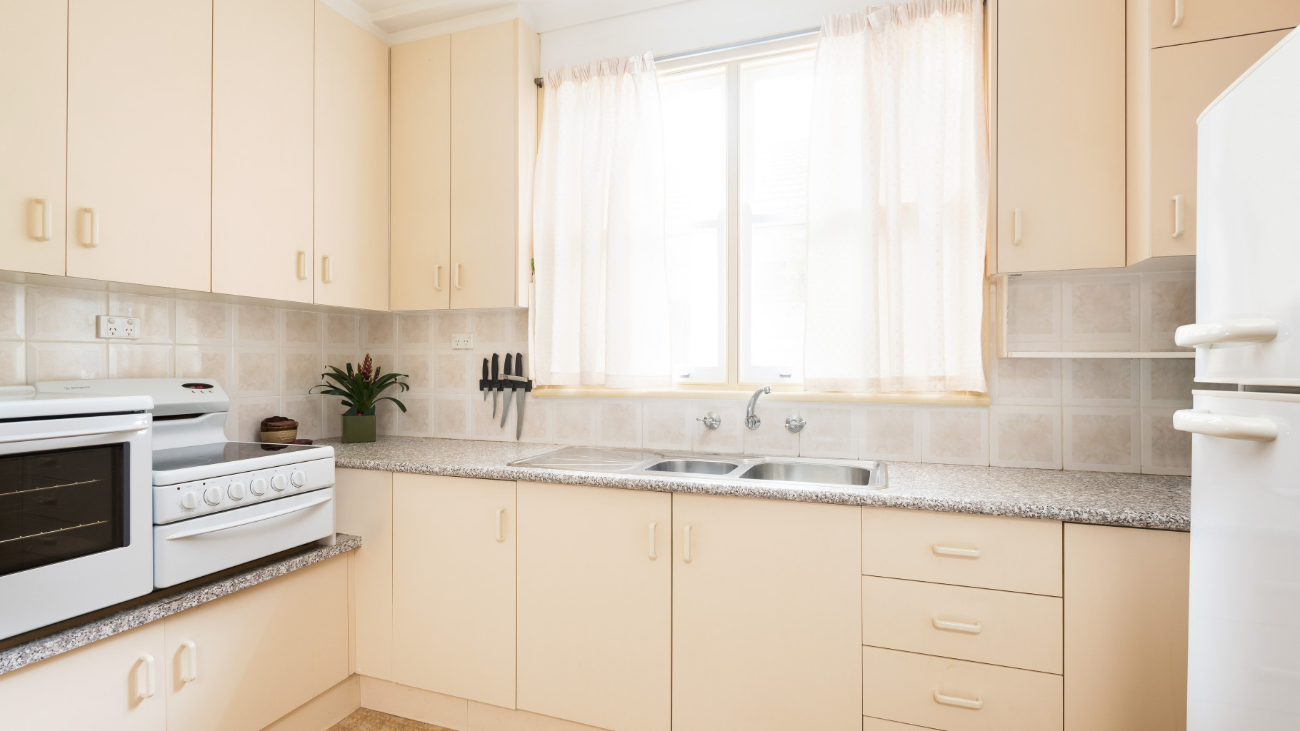 97 Novara Crescent, Como - Thumbnail 3