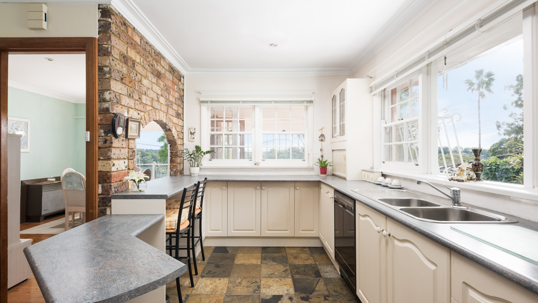 12 Prospect Place, Como - Thumbnail 5