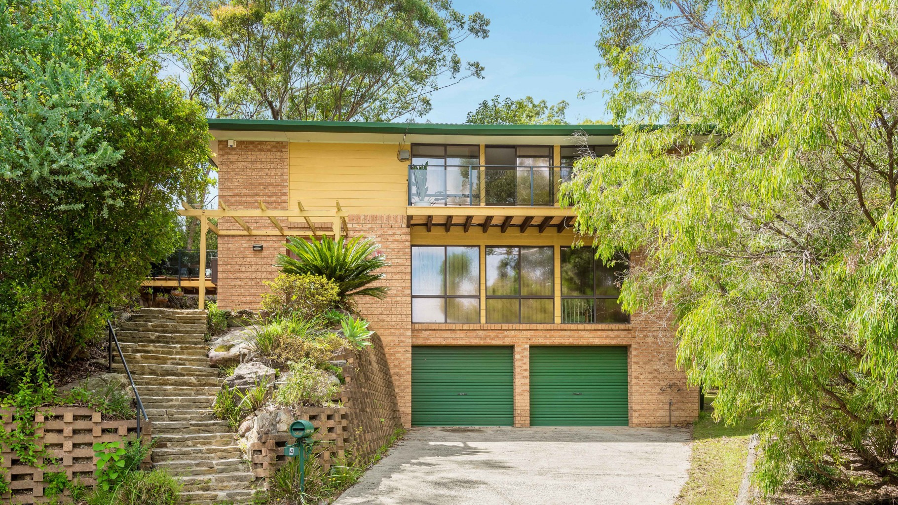 4 Roseneath  Place, Engadine - Thumbnail 2