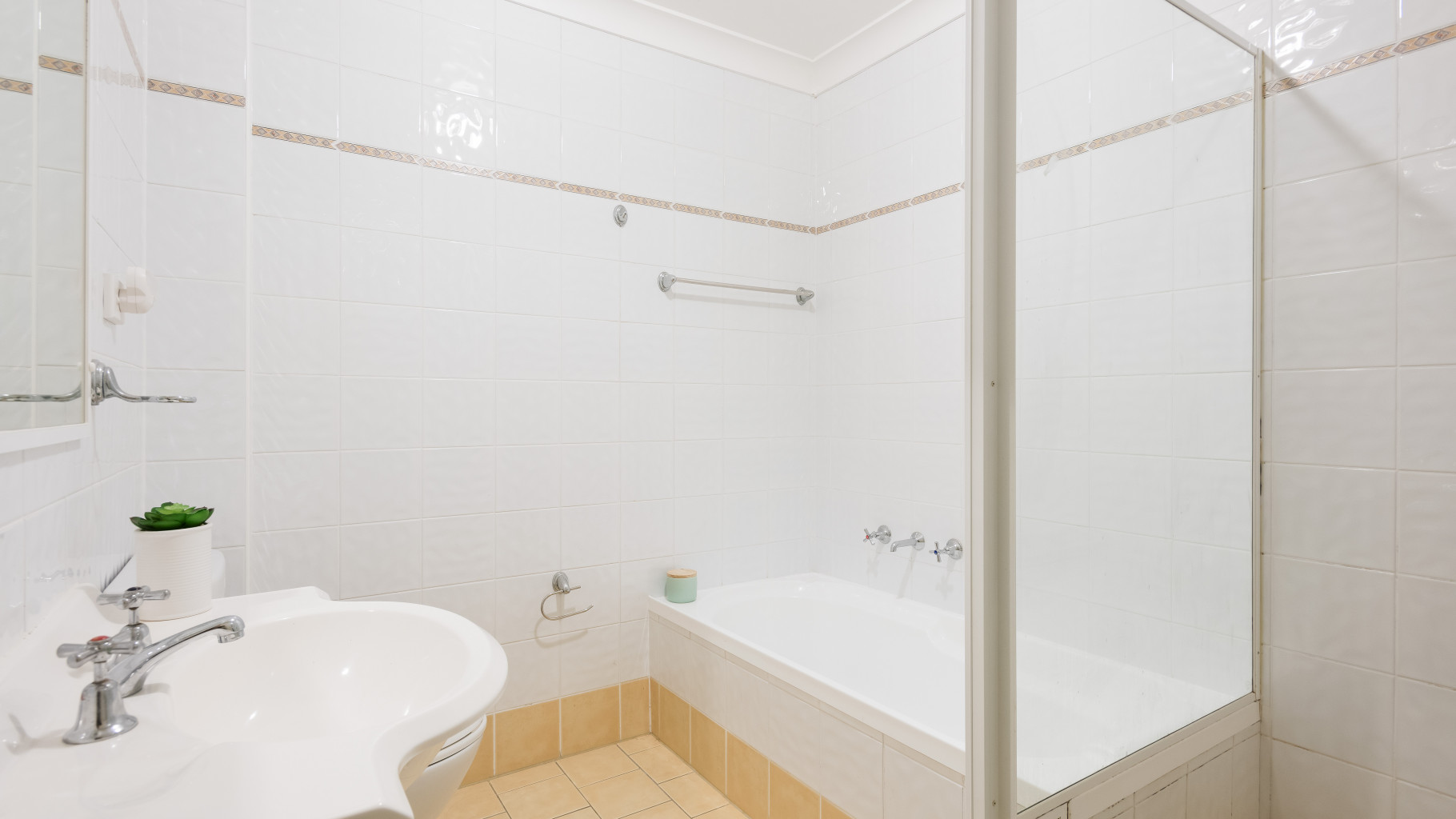 38/6-14 Park Street, Sutherland - Thumbnail 2