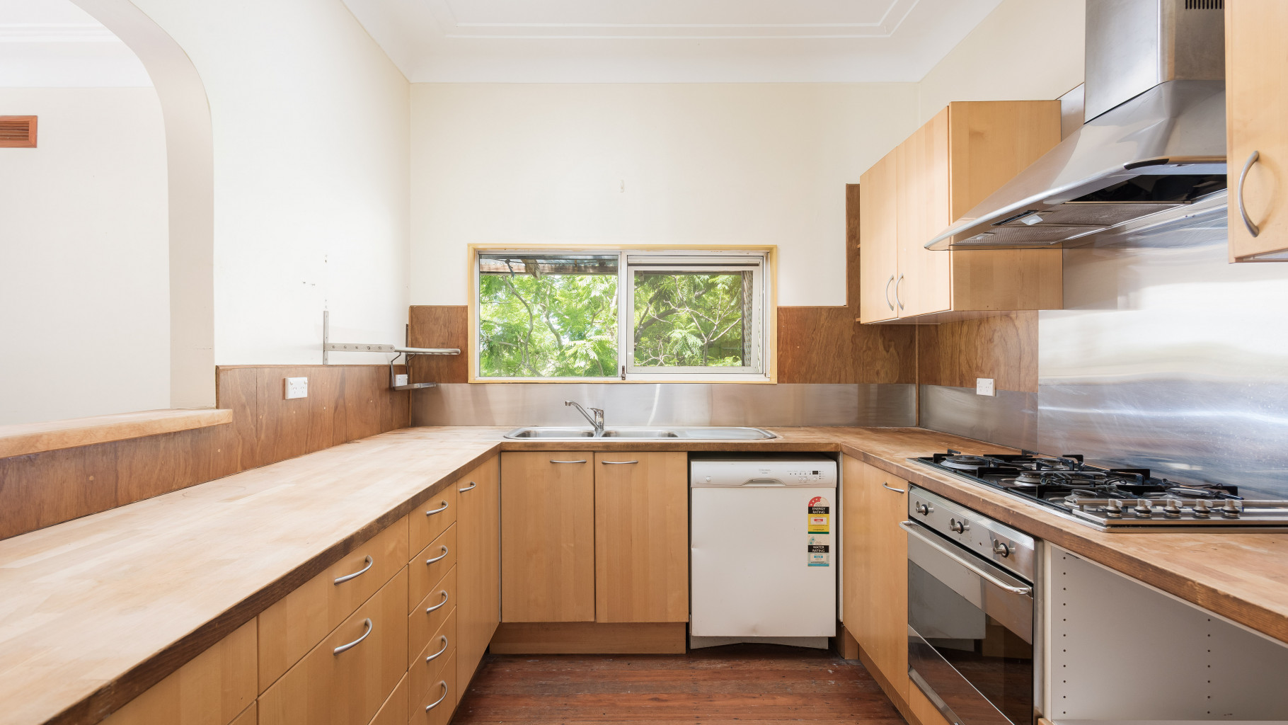 4 Seventh Avenue, Jannali - Thumbnail 3