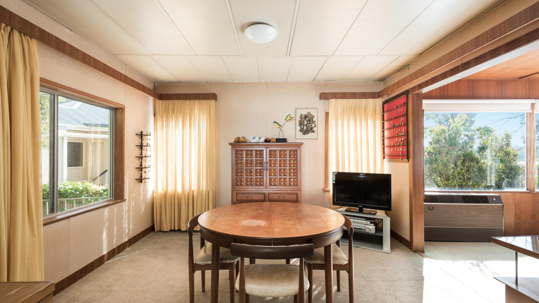 4 Loves Avenue, Oyster Bay - Thumbnail 2