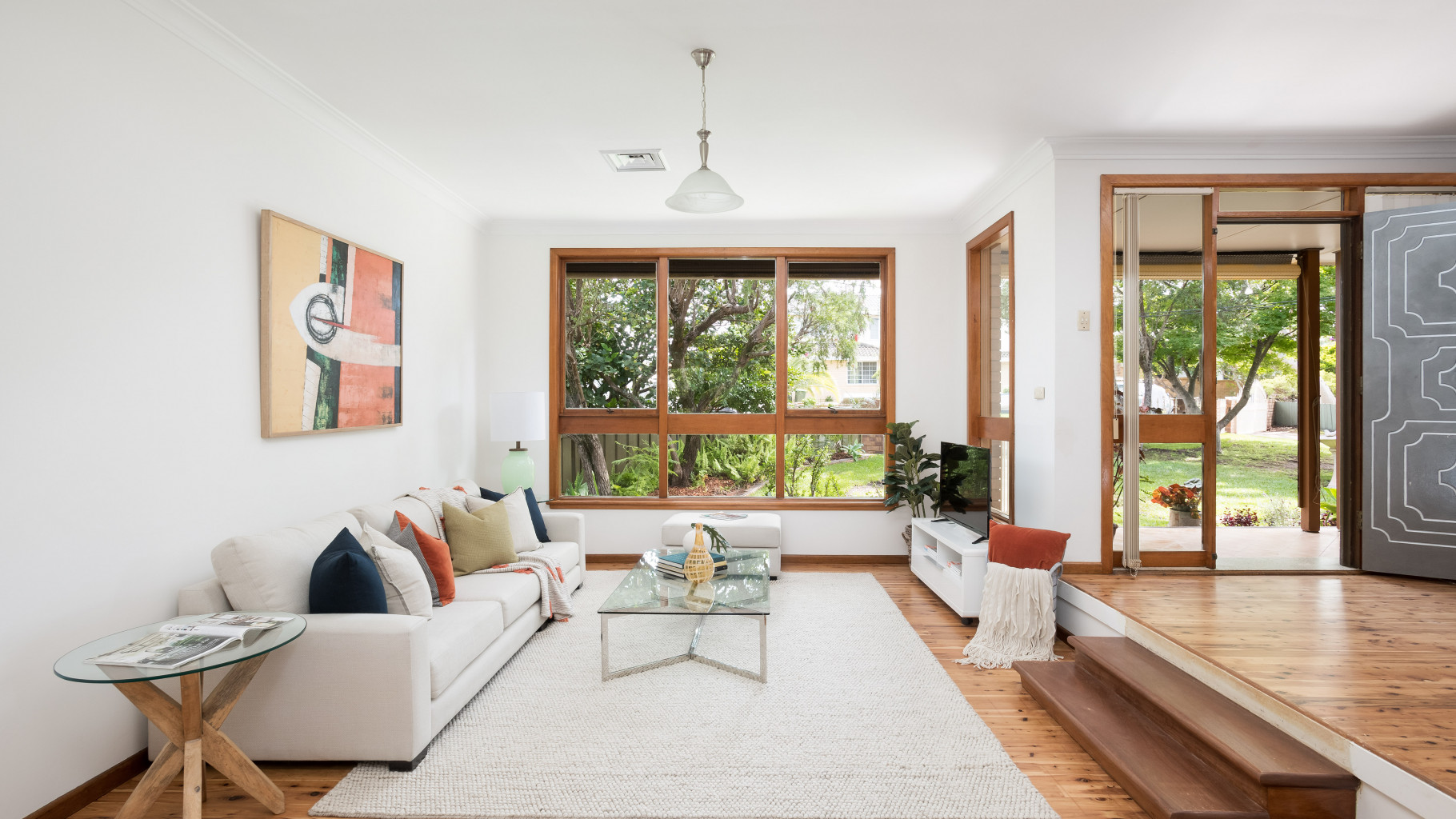 6 Deakin Place, Kirrawee - Thumbnail 2
