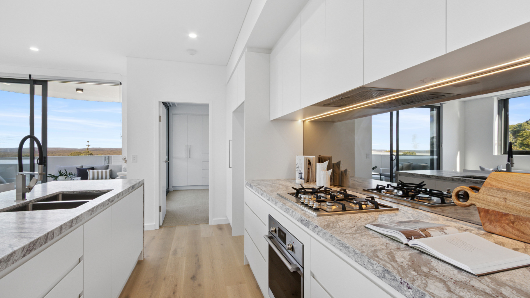 403/1-7 Boyle Street, Sutherland - Thumbnail 2