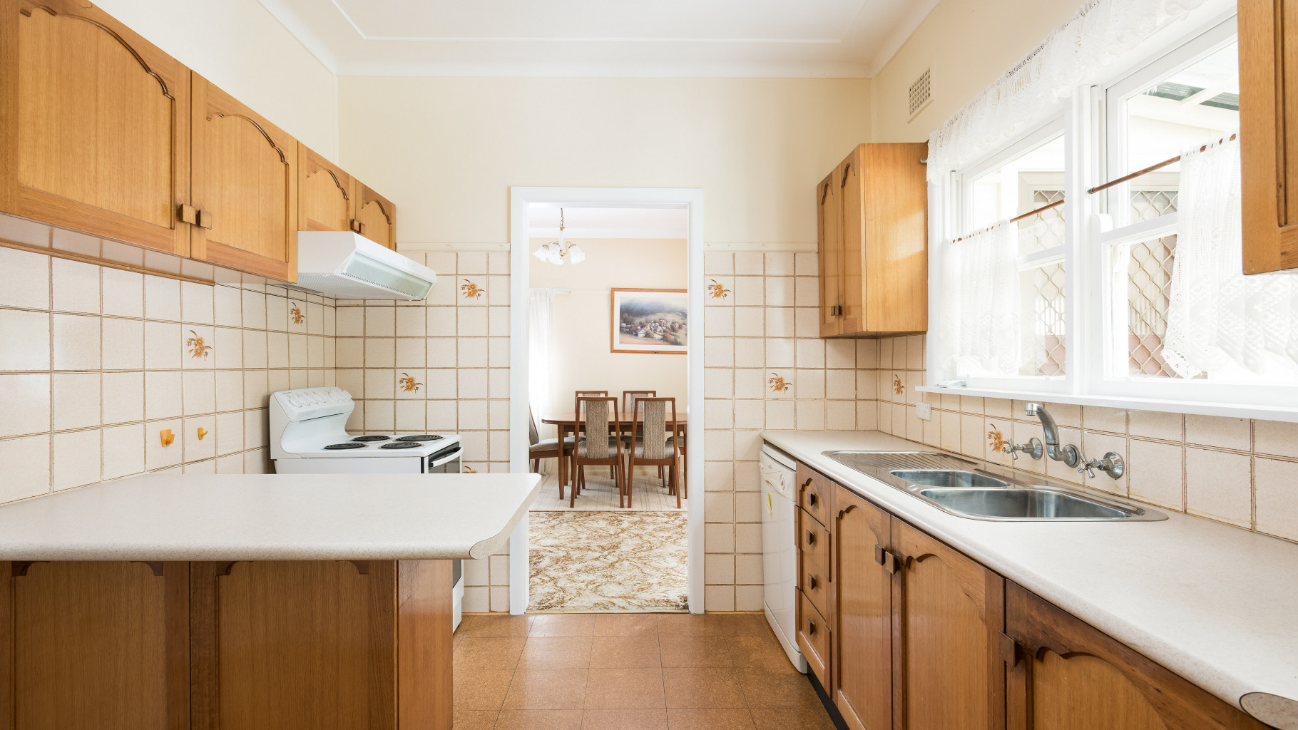 81 Jannali  Avenue, Jannali - Thumbnail 7