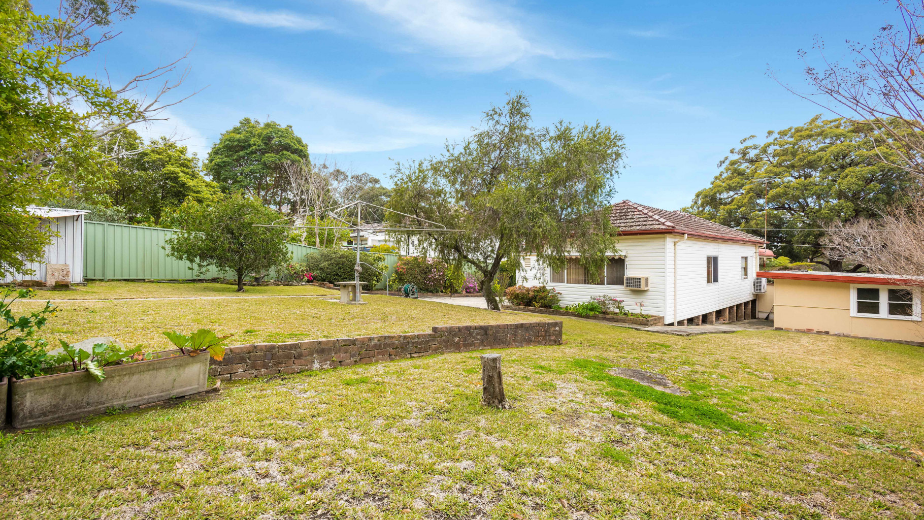 81 Jannali  Avenue, Jannali - Thumbnail 2