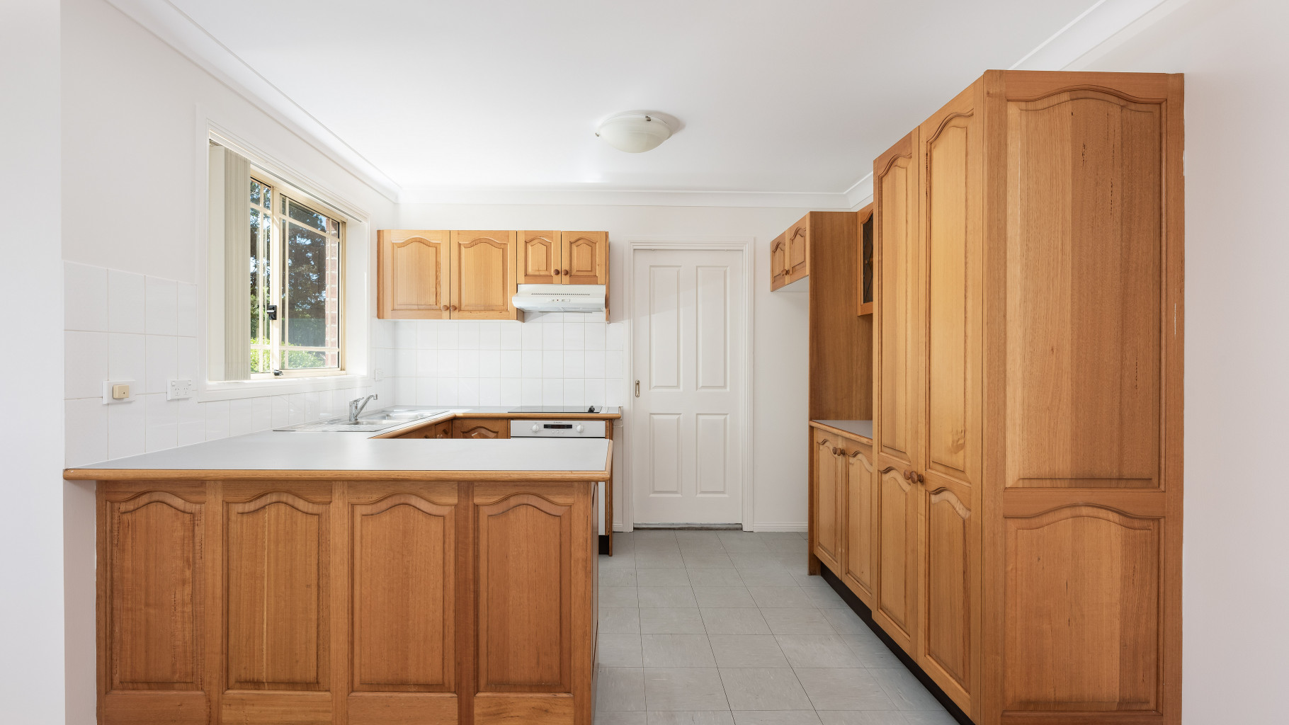 9/4 Carvers  Road, Oyster Bay - Thumbnail 3