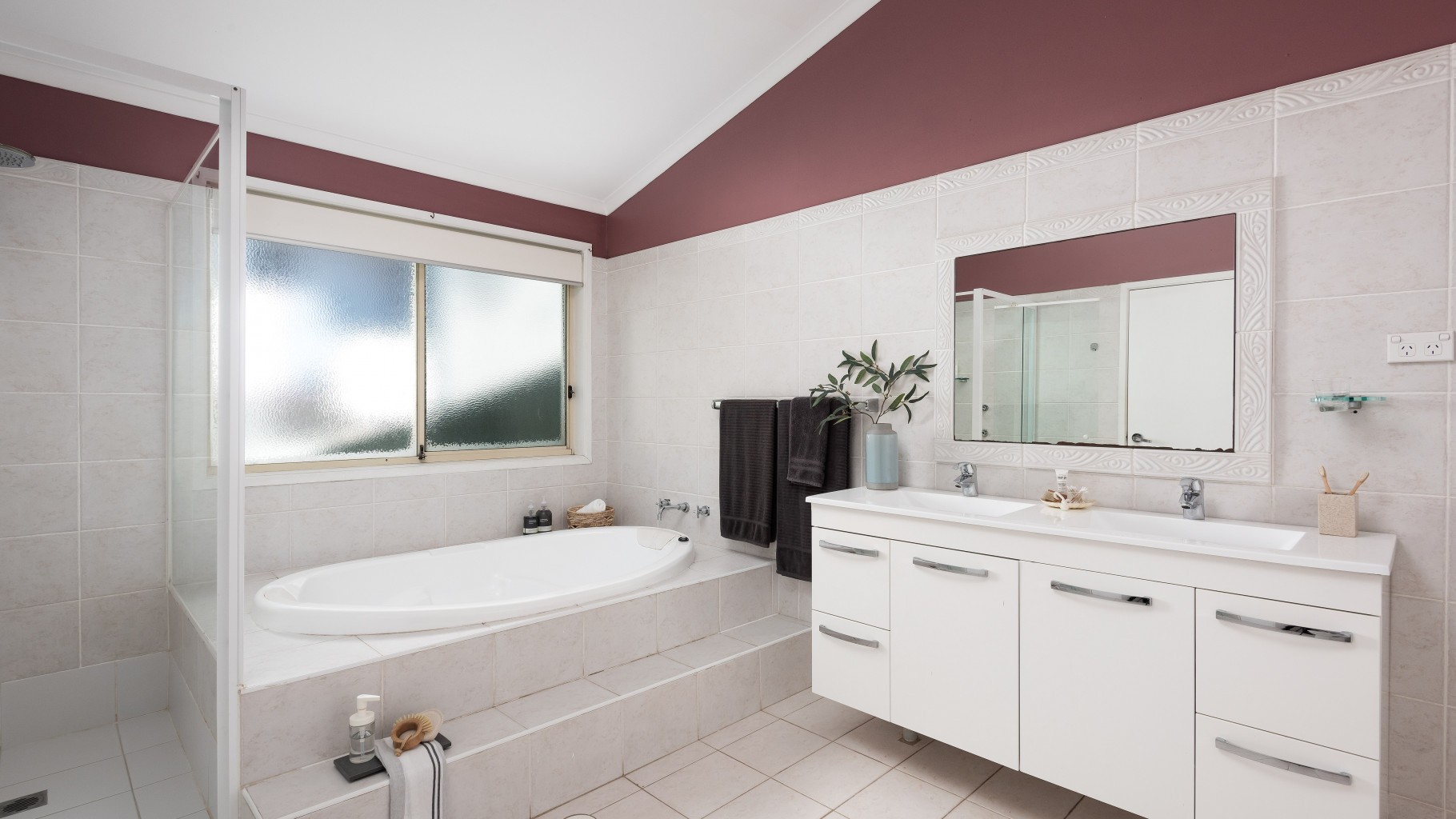 17 Thorp  Road, Woronora - Thumbnail 7