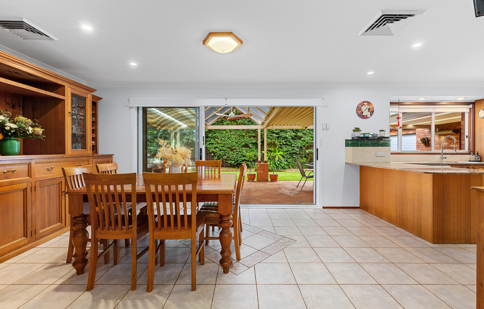 157 Brushwood Drive, Alfords Point - Thumbnail 2