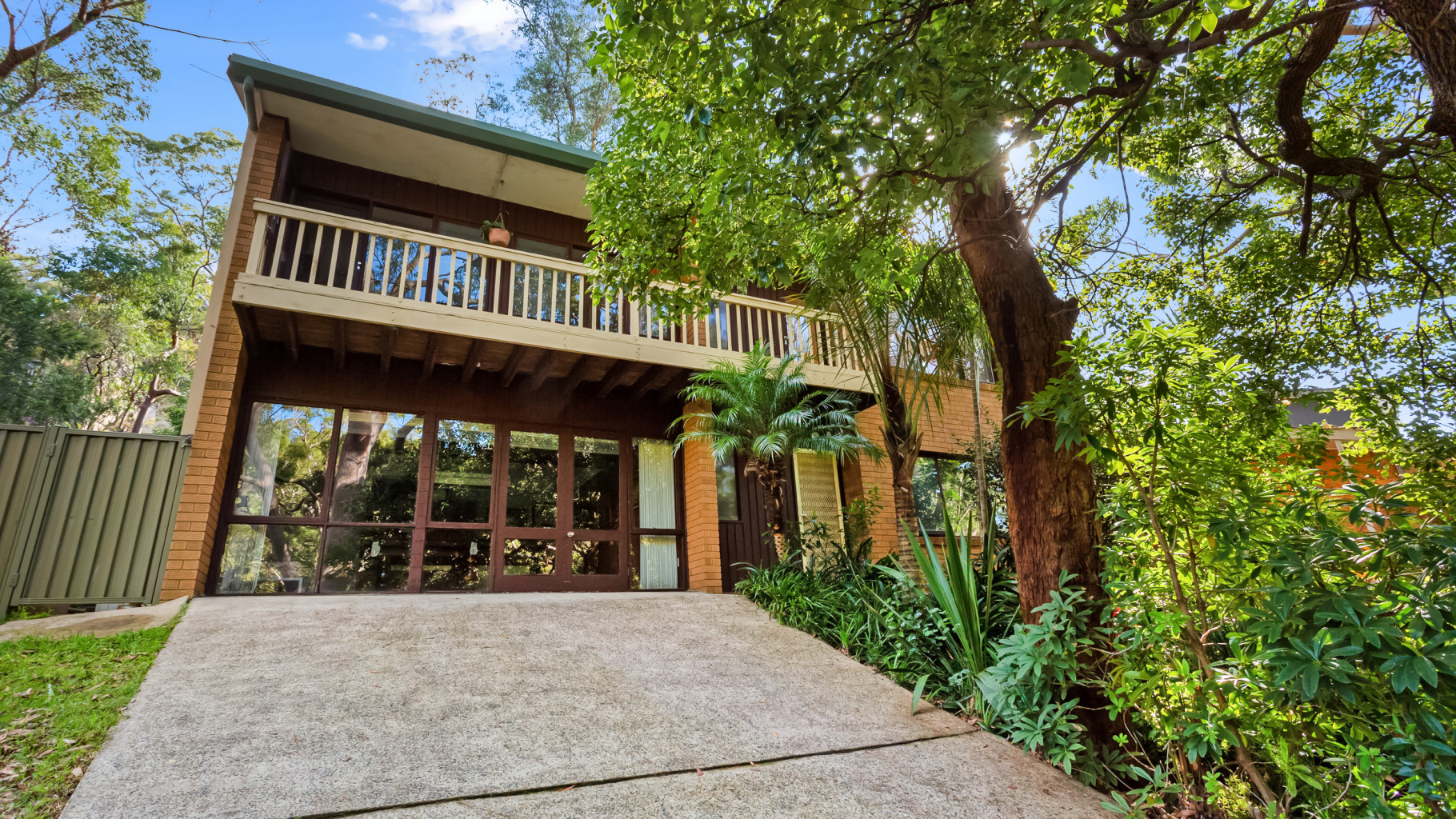 11 Lower Washington Drive, Bay 2226 Sale Sanders Property Agents