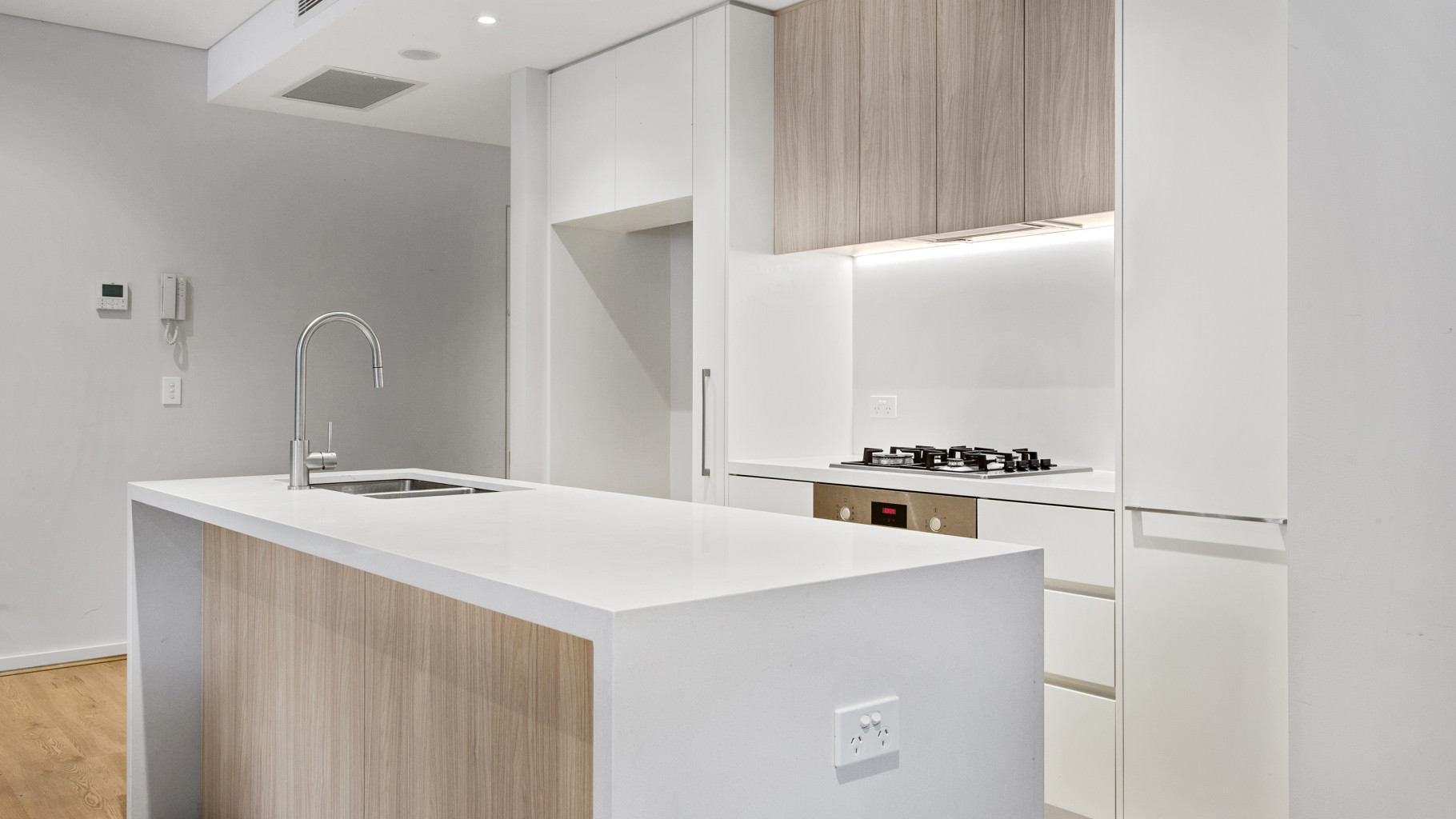 103/66 Glencoe  Street, Sutherland - Thumbnail 3