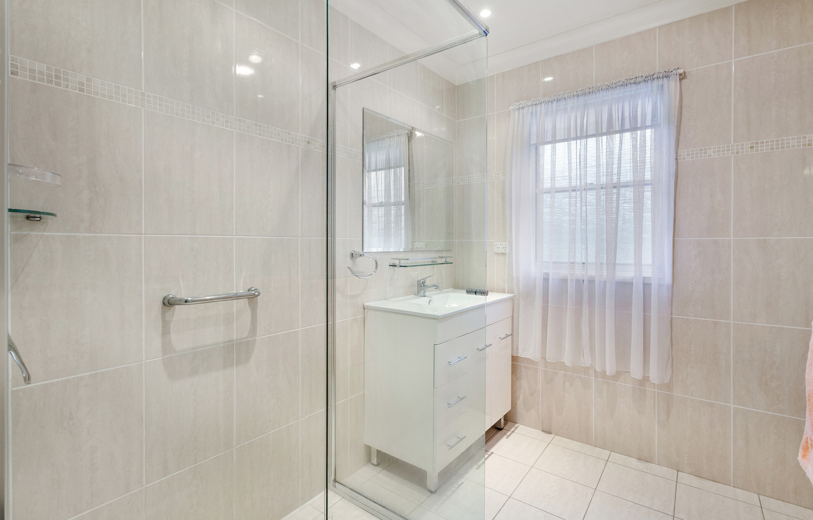 4 Sixth Avenue, Loftus - Thumbnail 7