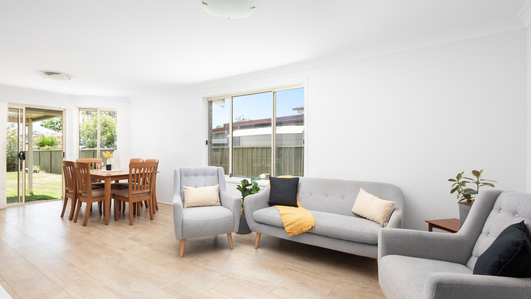 93 The Grand Parade, Sutherland - Thumbnail 6