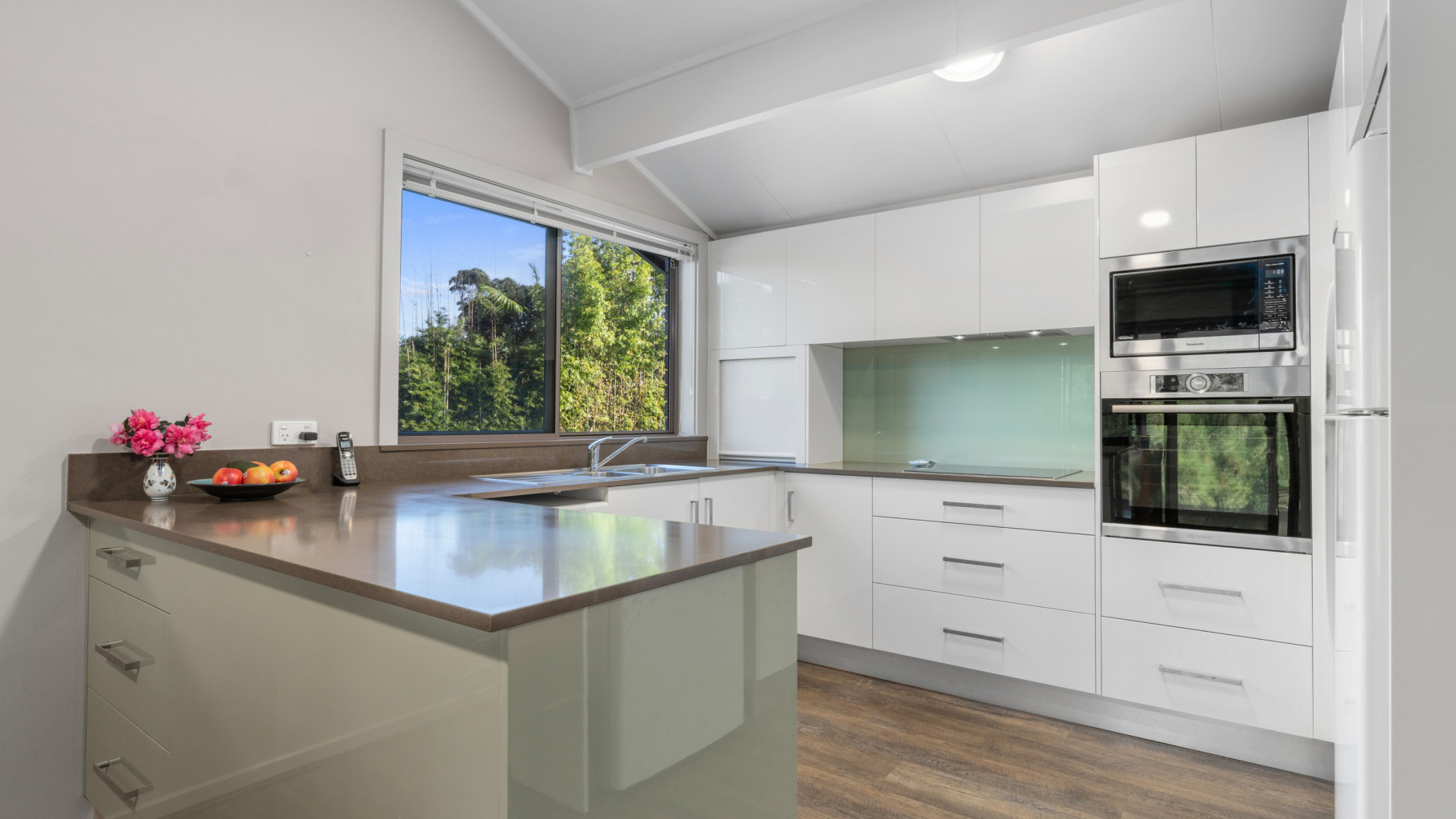 4 Mercedes Place, Kareela - Thumbnail 4